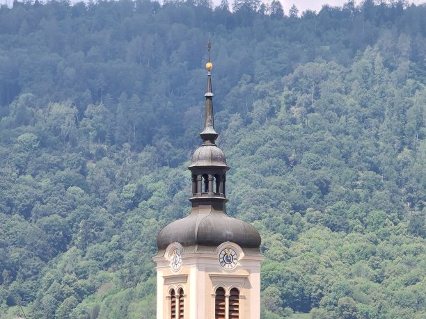 奥地利格拉茨教堂的钟塔图片下载