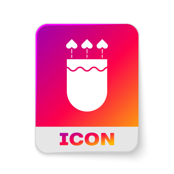 白色箭筒和带有心形图标的箭孤立图片下载