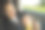 疲惫不堪的母亲照顾着她的孩子。Postpardum萧条。图片下载