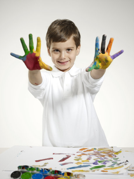 可爱的男孩，手绘的手图片下载