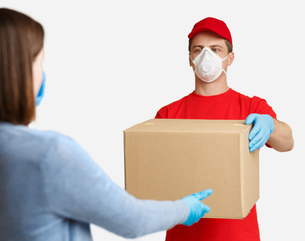 在隔离期间，送货员将包裹寄给客户图片下载