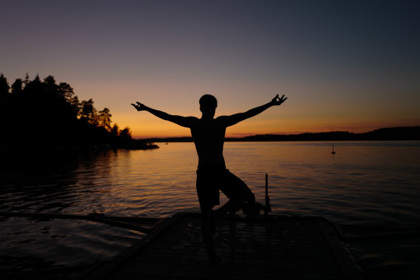 关闭大门图片下载