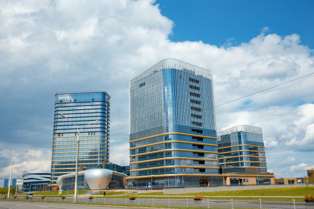 白俄罗斯明斯克的酒店和商业综合体图片下载