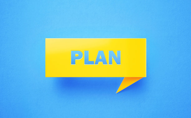 计划写黄色聊天泡沫在蓝色背景图片下载