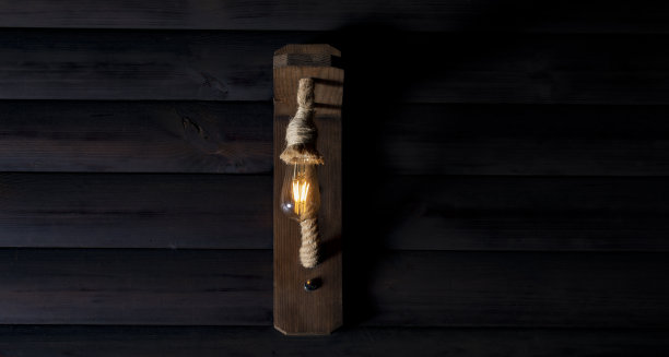 Led灯饰和木地板。图片下载