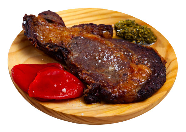 炸小牛肉配香蒜酱和胡椒图片下载