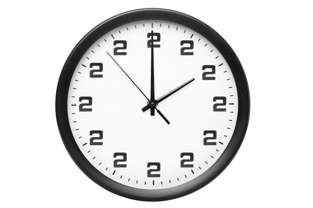 两点钟图片下载