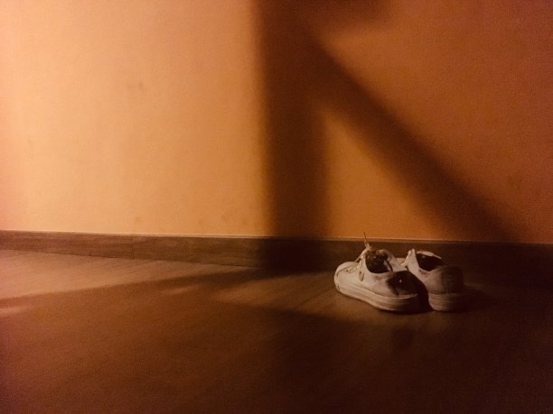 旧鞋了图片下载