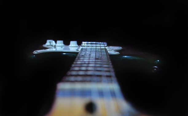 吉他英雄图片下载