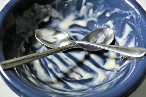 盘子和勺子图片下载