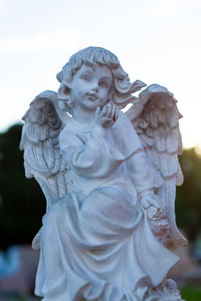 天使雕像图片下载