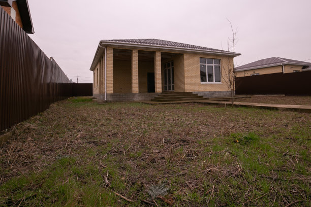 一层砖砌的新房子图片下载