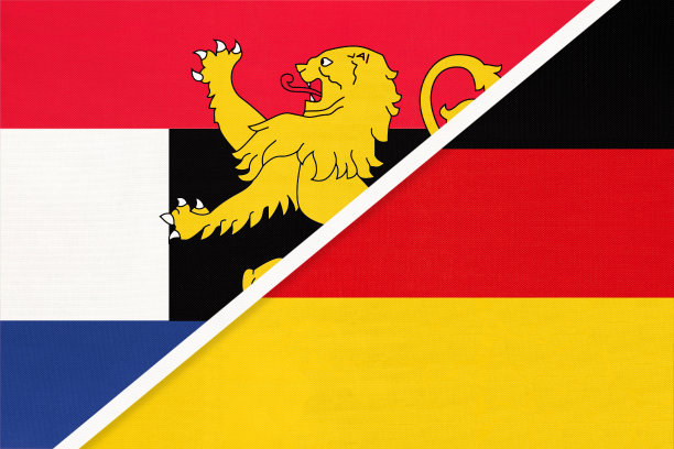 联邦德国和比荷卢联盟的国旗由纺织品制成。图片下载