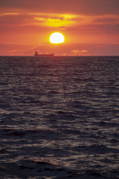 日落和船图片下载