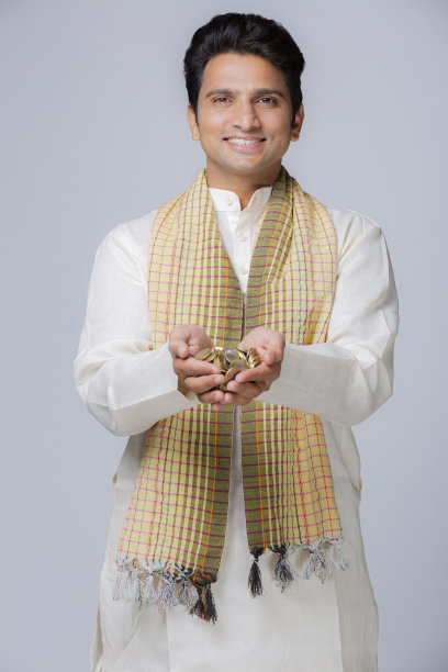 年轻的印度农民库存照片图片下载