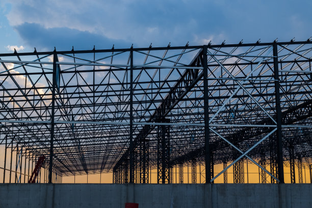 建筑金属脚手架，工业建筑图片下载