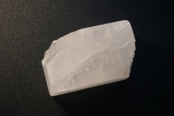 茂石须后水石图片下载