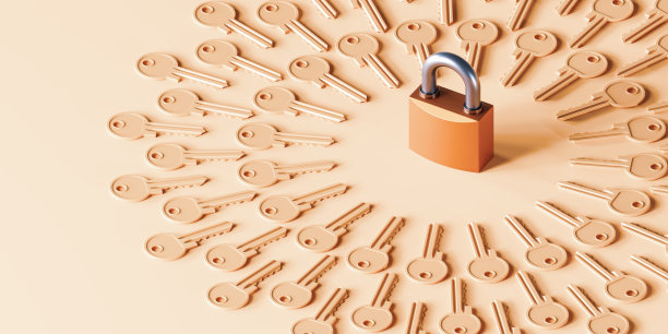 钥匙散落在挂锁上图片下载