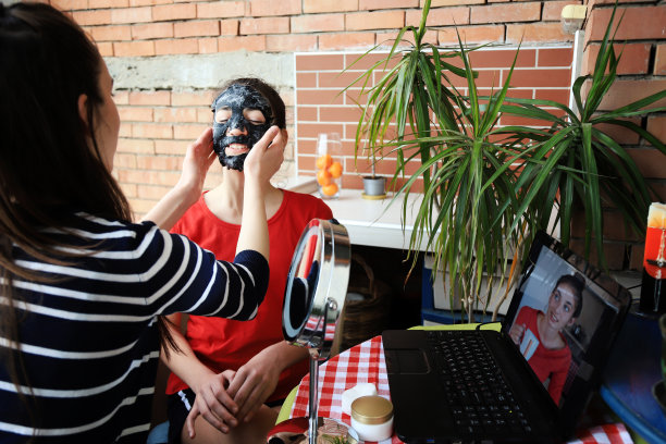 温泉在家里图片下载