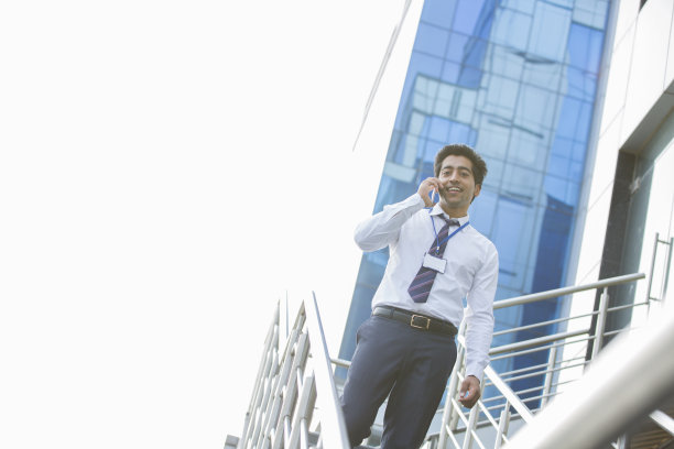 印度年轻商人的形象图片下载