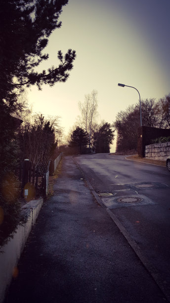 日落时的道路景色图片下载