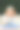 小女孩下棋，看着相机。图片下载