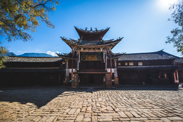 中国传统建筑，沙溪村戏曲舞台，大理，云南图片下载