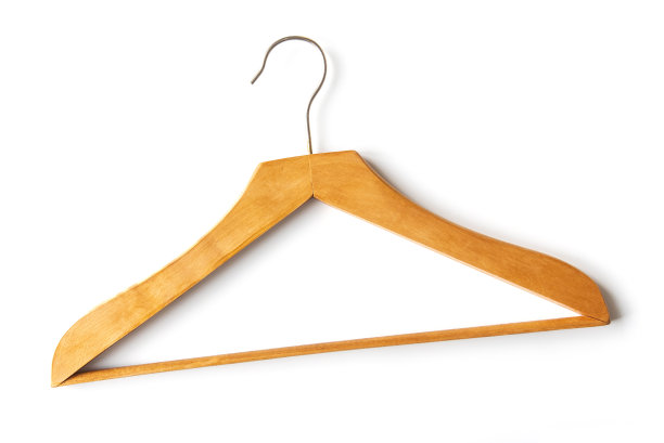木制的旧经典衣架，衣服孤立在白色背景，俯视图图片下载