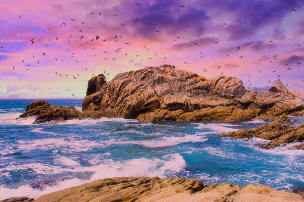 法国布列塔尼岩石的浪漫彩色照片图片下载