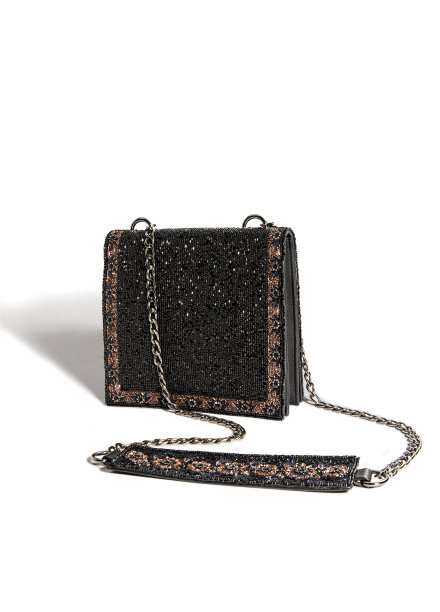 时尚的包孤立在白色的背景图片下载