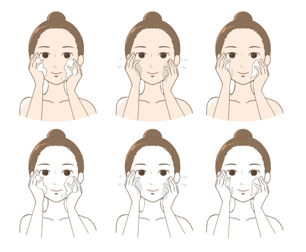 做皮肤护理的女人(前面)图片下载