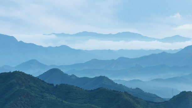 中国金山岭长城云海图片下载