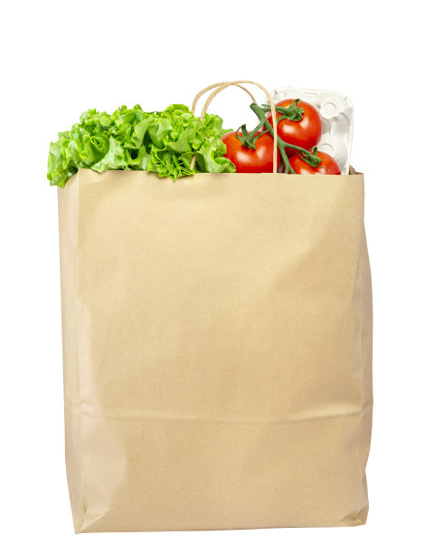 纸袋，生菜，番茄和意大利面隔离在白色。图片下载