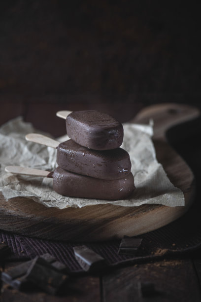 巧克力冰淇淋棒图片下载