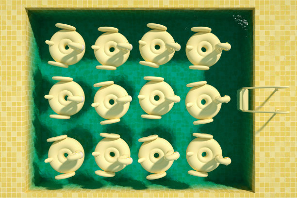 夏季概念与游泳池，鸟瞰图图片下载