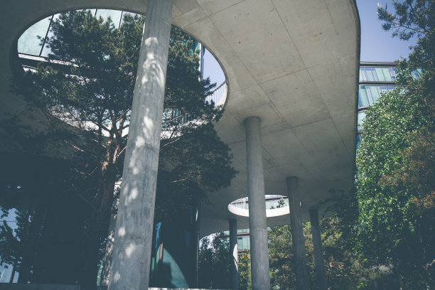 绿色办公建筑图片下载