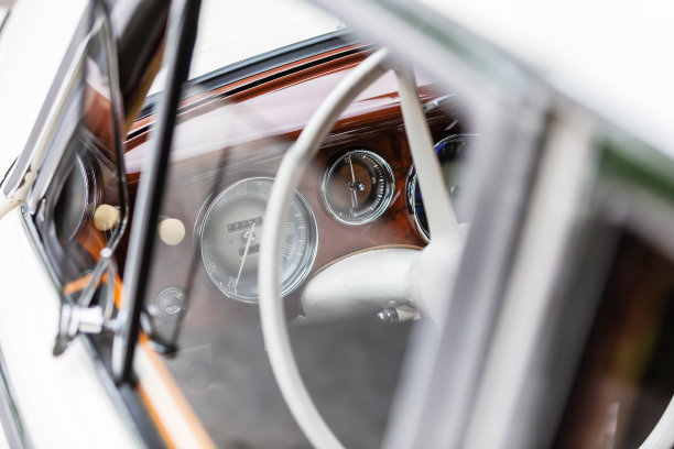一辆历史车的内部视图图片下载