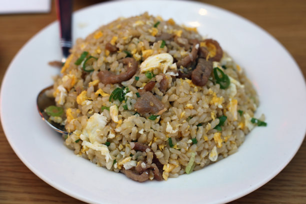 牛肉蔬菜炒糙米图片下载