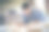 少年学校男孩的特写照片躺在地板上呆在家里冠状病毒检疫极客学生做家庭作业勤奋的学生阅读书籍文学对象写笔记日记客厅在室内图片下载
