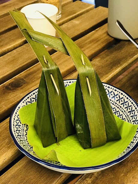 泰国甜点，甜椰馅蒸椰奶冻。图片下载