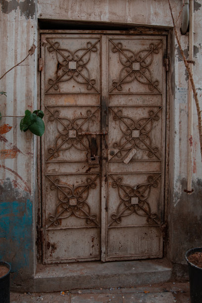 沙特吉达市的历史古老门图片下载