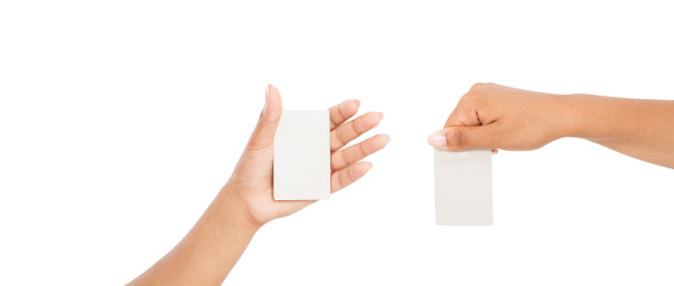 黑手握的名片拼贴在白底上，空白图片下载