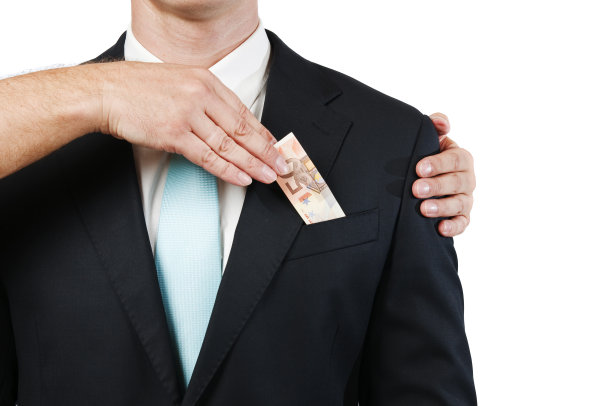 把钱放在口袋里图片下载