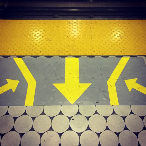 让人们出去图片下载