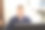一个年轻的工程师正在工作图片下载