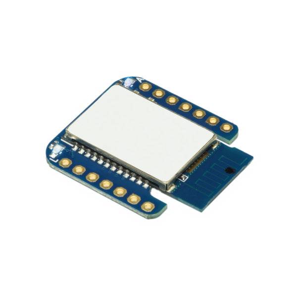 蓝色蓝牙印刷电路板模块的特写视图图片下载