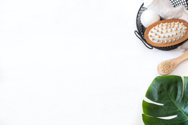 背景温泉组成的身体护理在一个轻木制的背景。图片下载