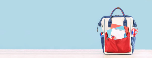 书包与学校红色和蓝色文具与红苹果图片下载