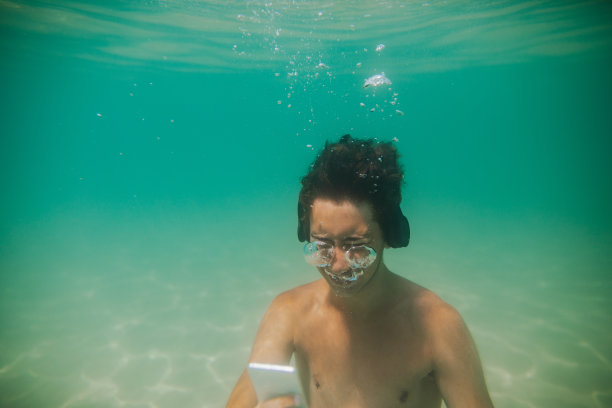 海上冒险图片下载