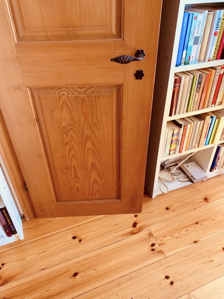 图书馆的门图片下载